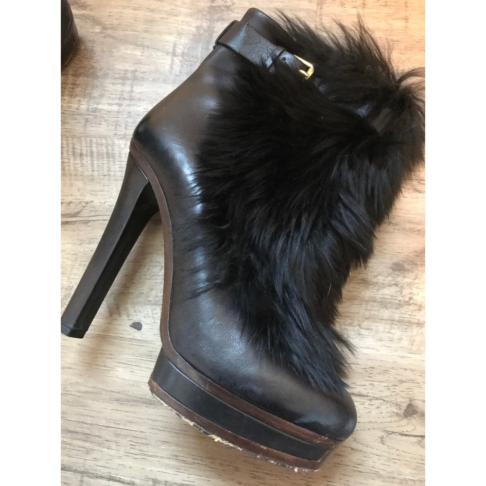 Gucci Fur booties